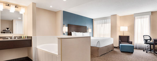 One king bed whirlpool room with city view at Wyndham Garden Niagara Falls Fallsview