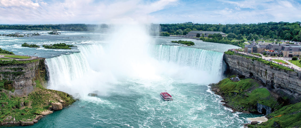 Wyndham Garden Niagara Falls Fallsview exterior in the Fallsview district